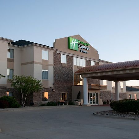 Holiday Inn Express Hotel & Suites Bloomington-Normal University Area By Ihg Exterior photo