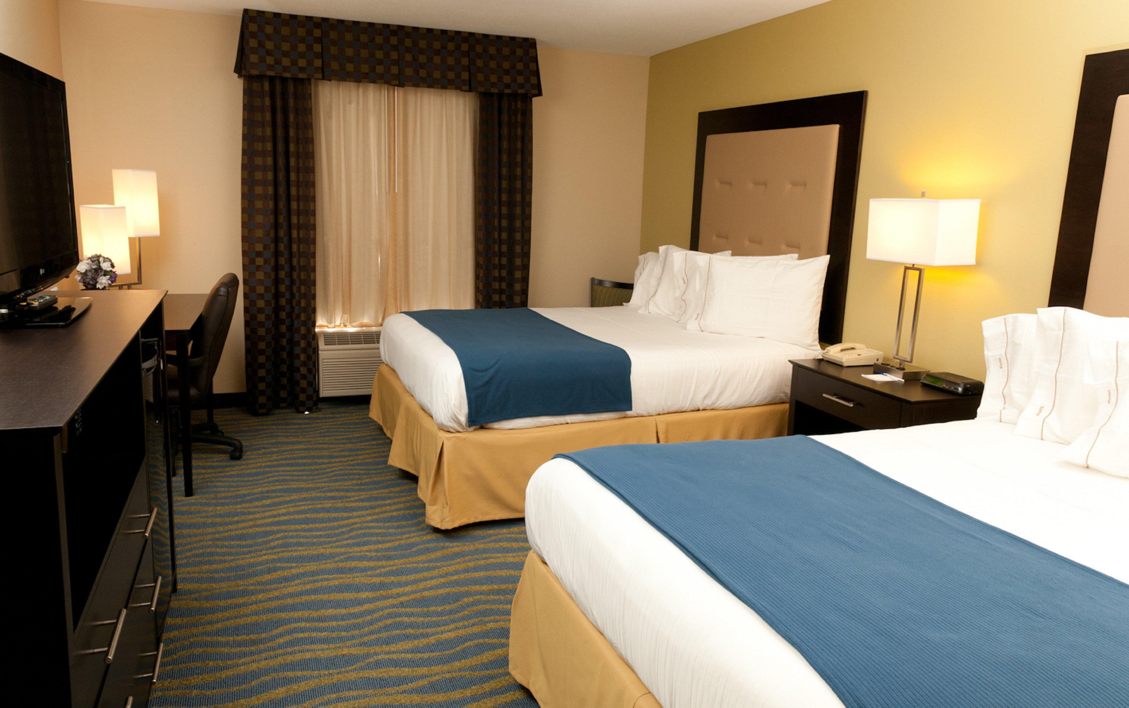 Holiday Inn Express Hotel & Suites Bloomington-Normal University Area By Ihg Exterior photo